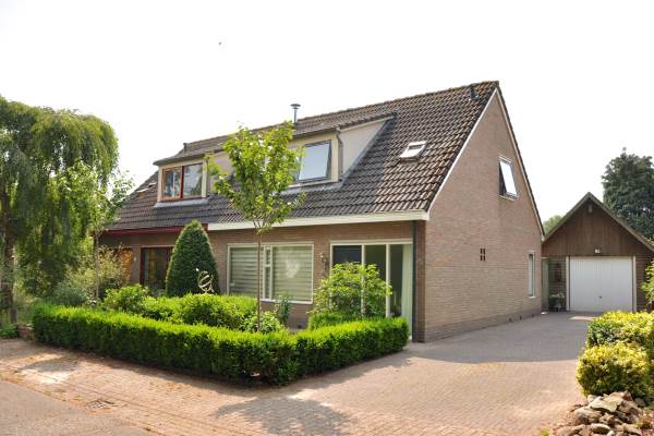 Woning Claes Egbesweg 2 Haule