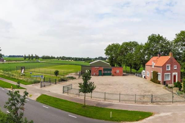 Woning Roosendaalseweg 13 Kruisland