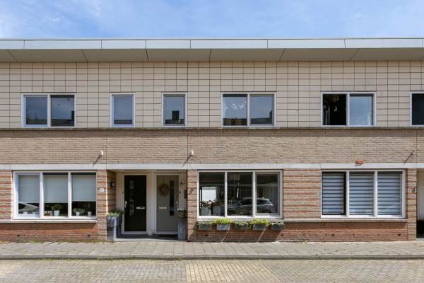 Woning Marie van Zeggelenstraat 8 Spijkenisse