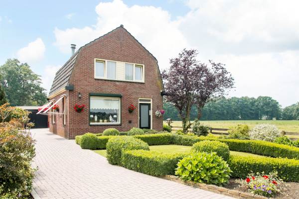 Woning Provincialeweg 9 7466 Zuna