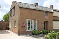 Woning Mr. J.E. Risseeuwstraat 6 Oostburg