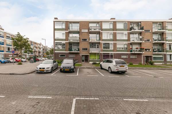 Woning Middelrode 64 Rotterdam