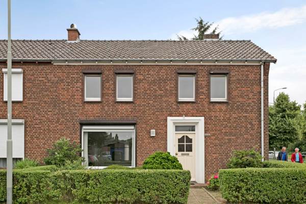 Woning Bredeweg 411 Roermond