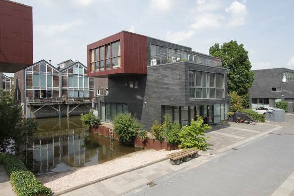 Woning St. Eustatiuspier 4 Almere