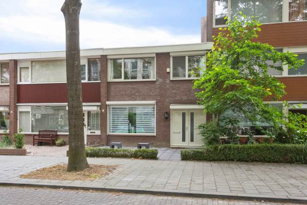 Woning Professor Gimbrèrelaan 61 Tilburg