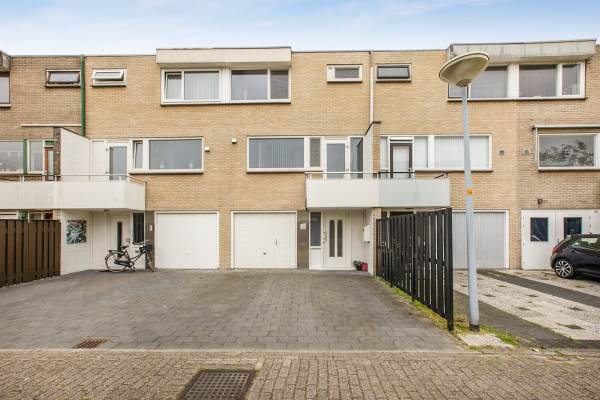 Woning Van den Berghlaan 127 Hoofddorp
