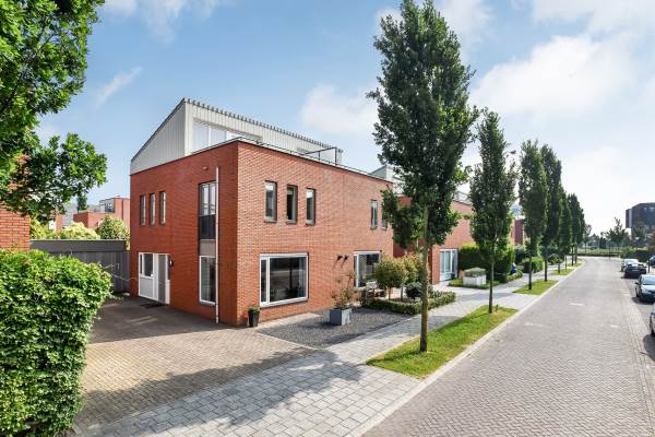 Woning Dageraad 33 Elst