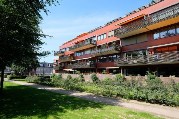 Woning Burgemeester van Dijkeplein 96 Ede