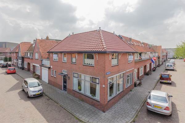 Woning Esdoornstraat 22 IJmuiden
