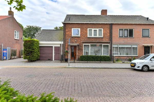 Woning Burgemeester Lommenstraat 24 Castricum