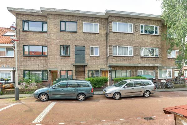 Woning Boele van Hensbroekstraat 5 Den Haag