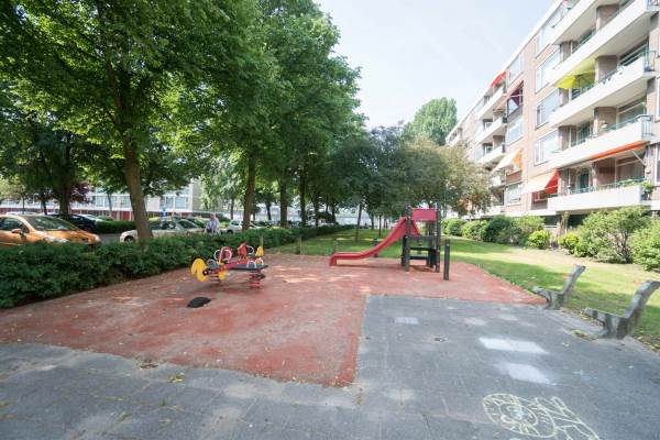 Woning Burgemeester Caan van Necklaan 624 Leidschendam