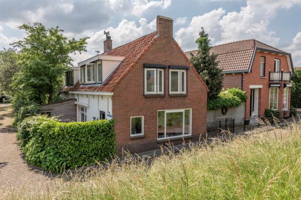 Woning Schoolstraat 5 Puttershoek