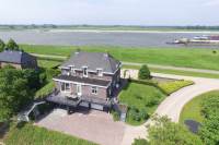 Woning Waalbandijk 87 Beneden-Leeuwen