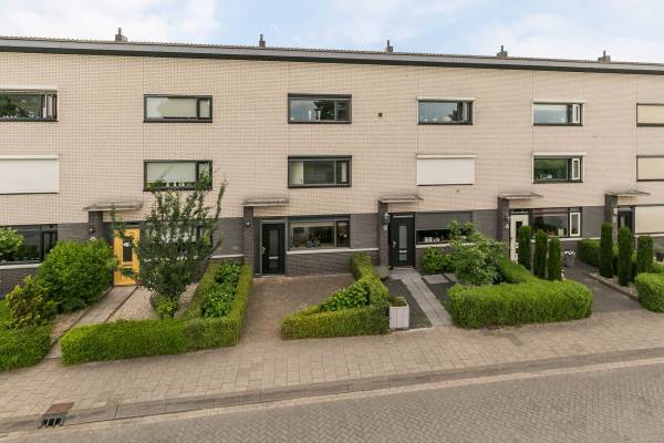 Woning Gerard Numanstraat 8 Numansdorp