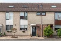 Woning Aelbert Cuyplaan 32 Hendrik-Ido-Ambacht