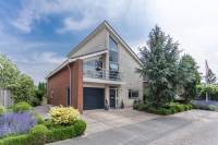 Woning Lehárstraat 14 Oud-Beijerland