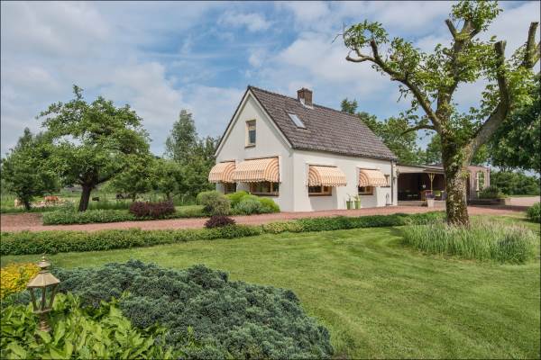 Woning Diefdijk 82 Acquoy