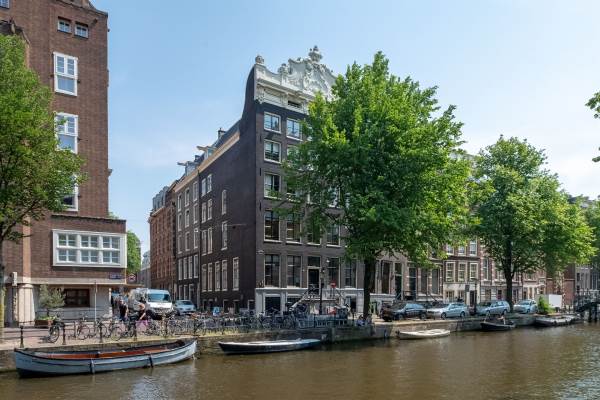 Woning Oudezijds Voorburgwal 217 Amsterdam