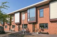 Woning Kersengaarde 9 Hendrik-Ido-Ambacht