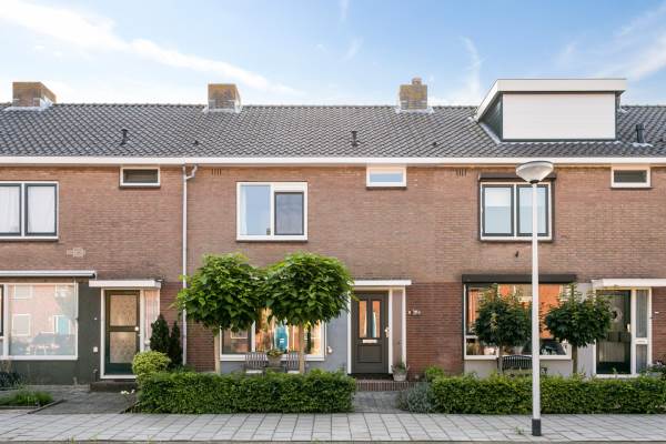Woning Bloemengaarde 16 Bergambacht