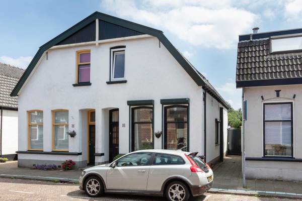 Woning Leusveenweg 12 Hengelo