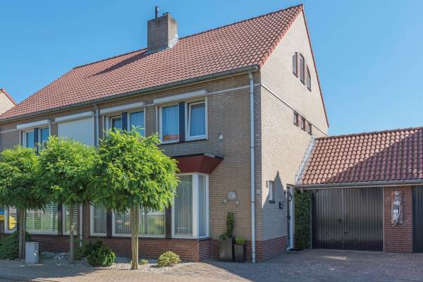 Woning Van Bronckstraat 66 Horst