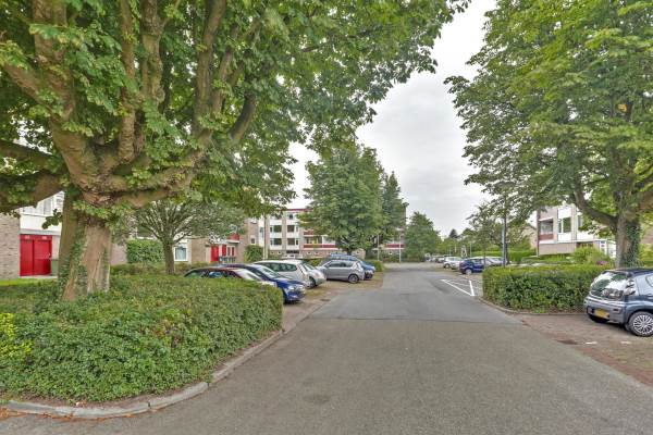 Woning Plutolaan 359 Groningen