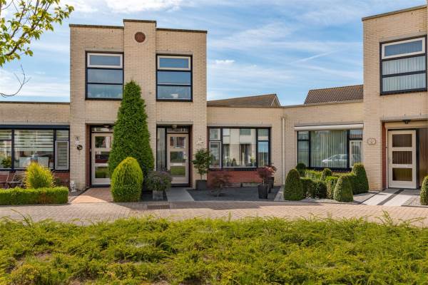 Woning Amaryllishof 30 Nieuwendijk