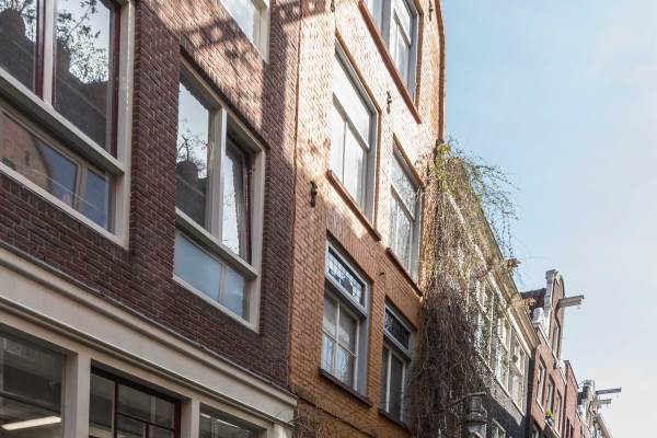 Woning Sint Nicolaasstraat 44 Amsterdam