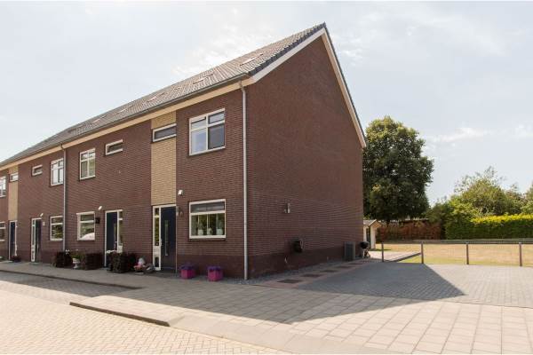 Woning Parallelweg 25 Hardinxveld-Giessendam