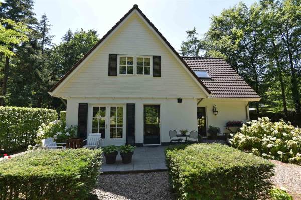 Woning Laarstraat 69 Emst