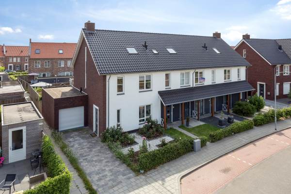 Woning Veldlaan 1 Beneden-Leeuwen
