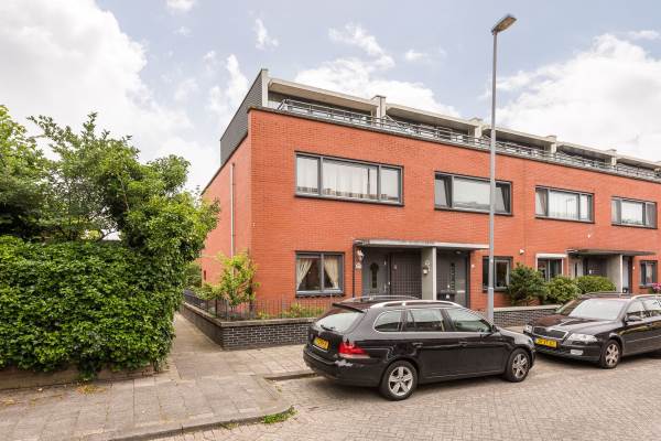 Woning Johanna van Duynstraat 4 Rotterdam