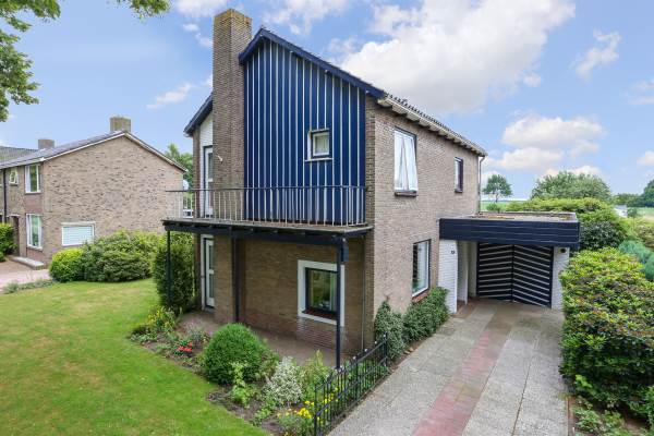 Woning Burg.van Sevenhovenstraat 18 Stadskanaal