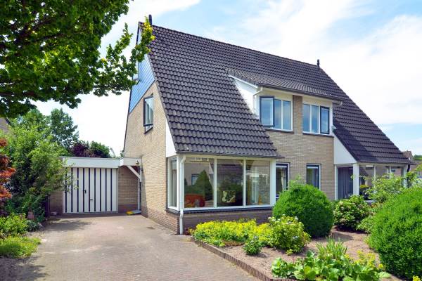 Woning Achterveld 11 Tuk
