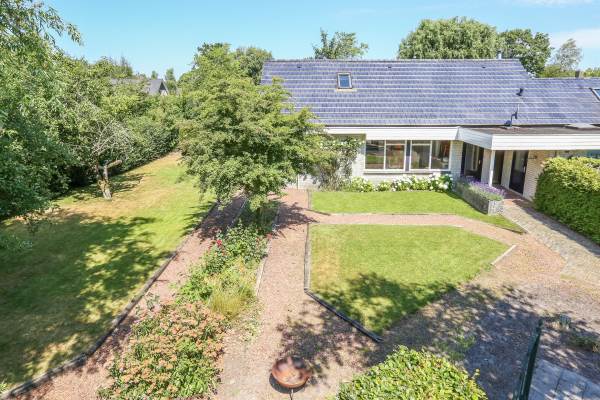 Woning De Achtkant 10 Buitenpost