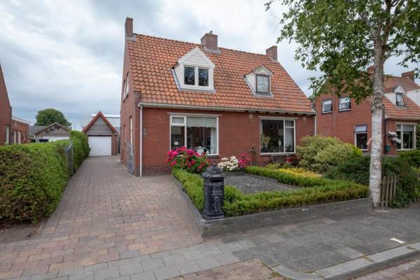 Woning Langelaan 30 Surhuisterveen