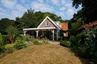 Woning Burgemeester G W Stroinkweg 136 Onna