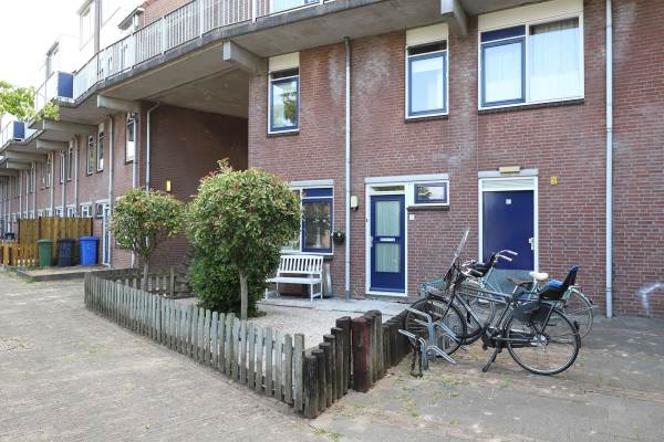 Woning Ambachtsweer 4 Sliedrecht