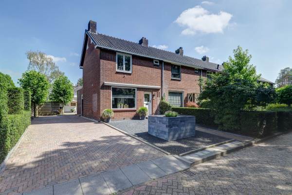 Woning Aalscholverstraat 2 Sliedrecht