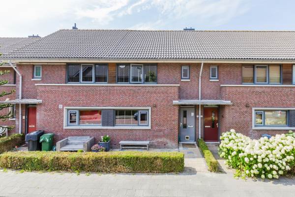Woning Elisabeth van Engelandlaan 14 Leiderdorp