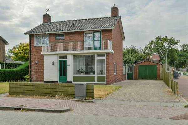 Woning Anna Paulownalaan 2 Emmen
