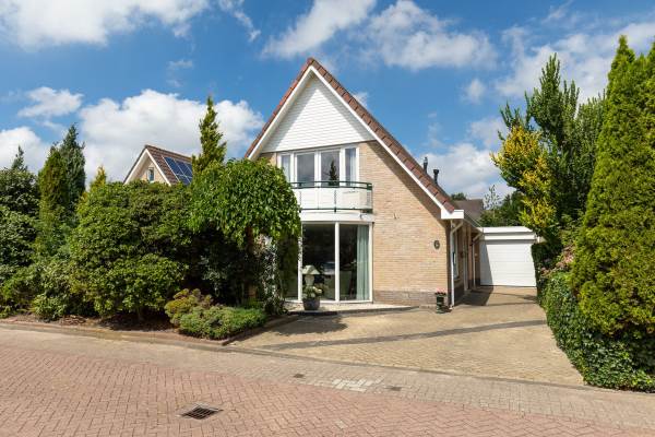 Woning Ammerzoden 14 Hillegom