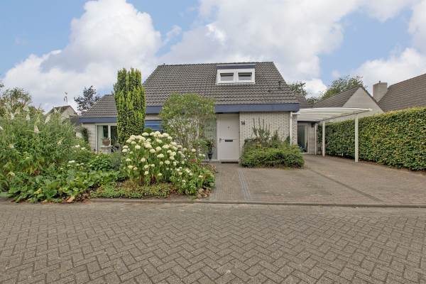 Woning Valeriaan 16 Hoogeveen