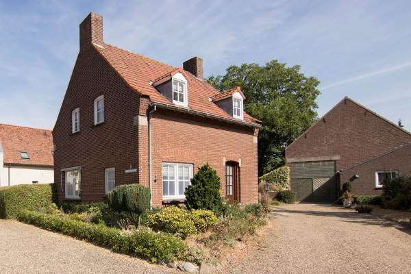 Woning Kanaalstraat 2 Roosteren