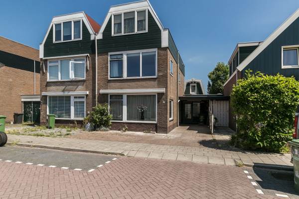 Woning Burgemeester Swartstraat 2 Oostzaan
