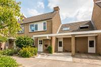 Woning Aelbert Cuyplaan 55 Hendrik-Ido-Ambacht