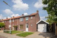 Woning Magnoliastraat 33 Nieuwerkerk