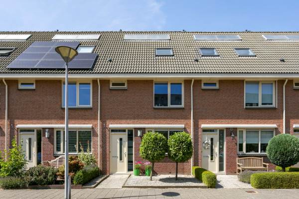Woning Papenweide 25 Hellevoetsluis
